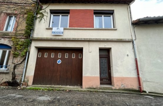 3731-Maison de village avec terrasse et garage près de Montauban